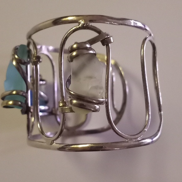 Artisan Alpaca-Wire Sea Glass Bracelet - Picture 4 of 13